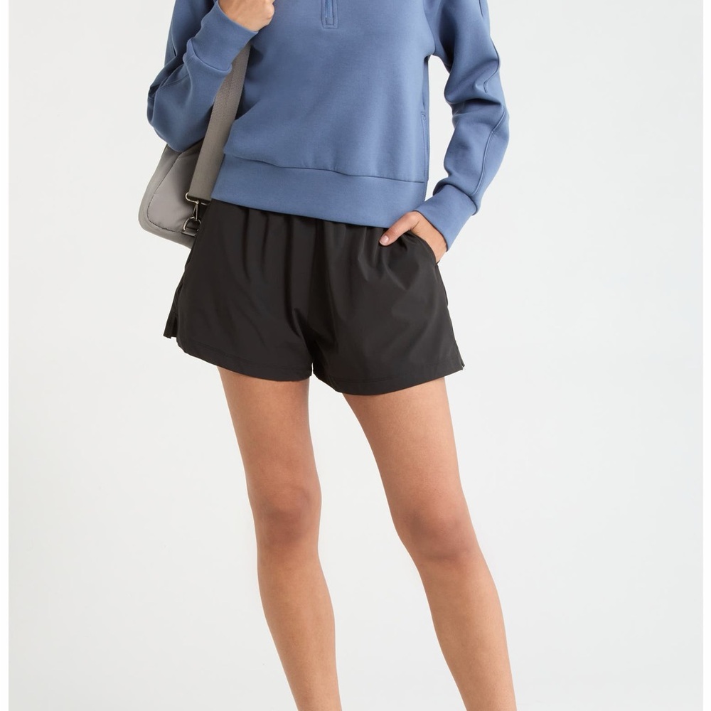 Zella Black Lightweight Athletic Shorts